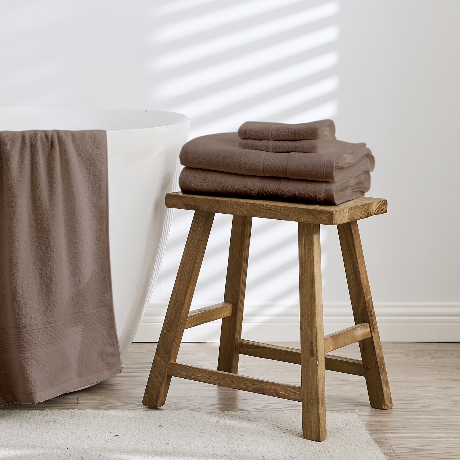 100% Cotton 4-Pack Bath Towel Sets of 4, Bath Towel Highly Absorbent Towels for Bathroom, Gym, Hotel (Brown)