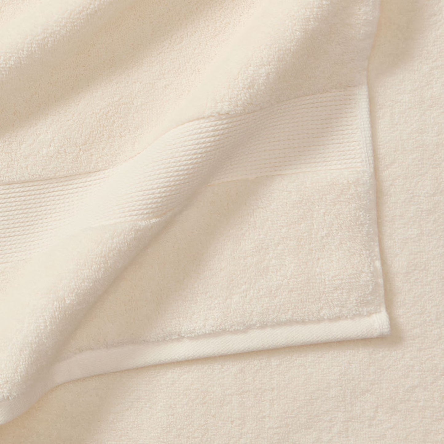 Signature Soft Solid Cotton Bath Towel – Vanilla Dream | Ultra Soft, Highly Absorbent, Luxury Bathroom Towel
