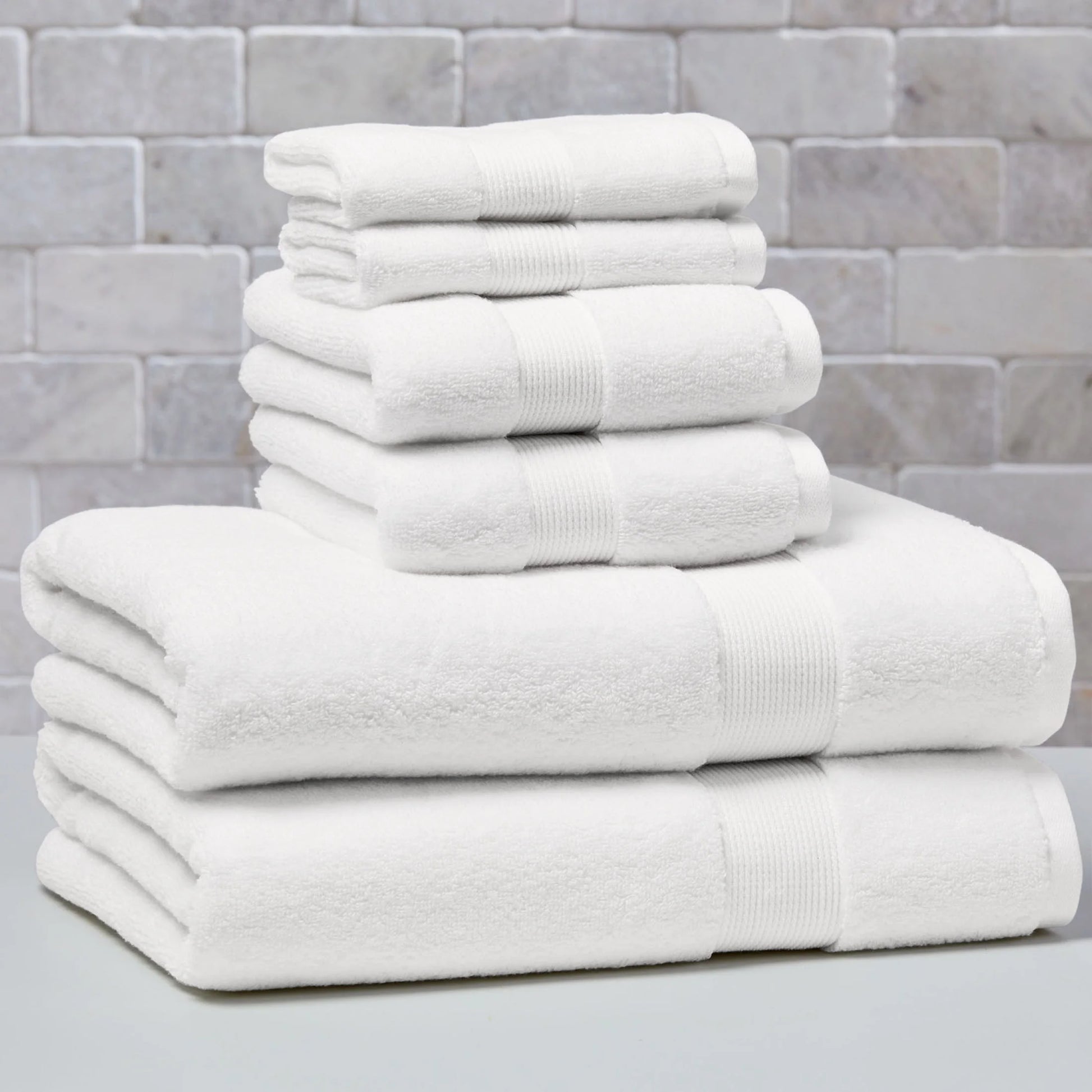 Signature Soft Solid Cotton Bath Towel, Arctic White — 100% Premium Cotton, Ultra Soft & Absorbent, Quick Dry, Hotel Quality Luxury Bath Towel for Bathroom, Spa & Gym