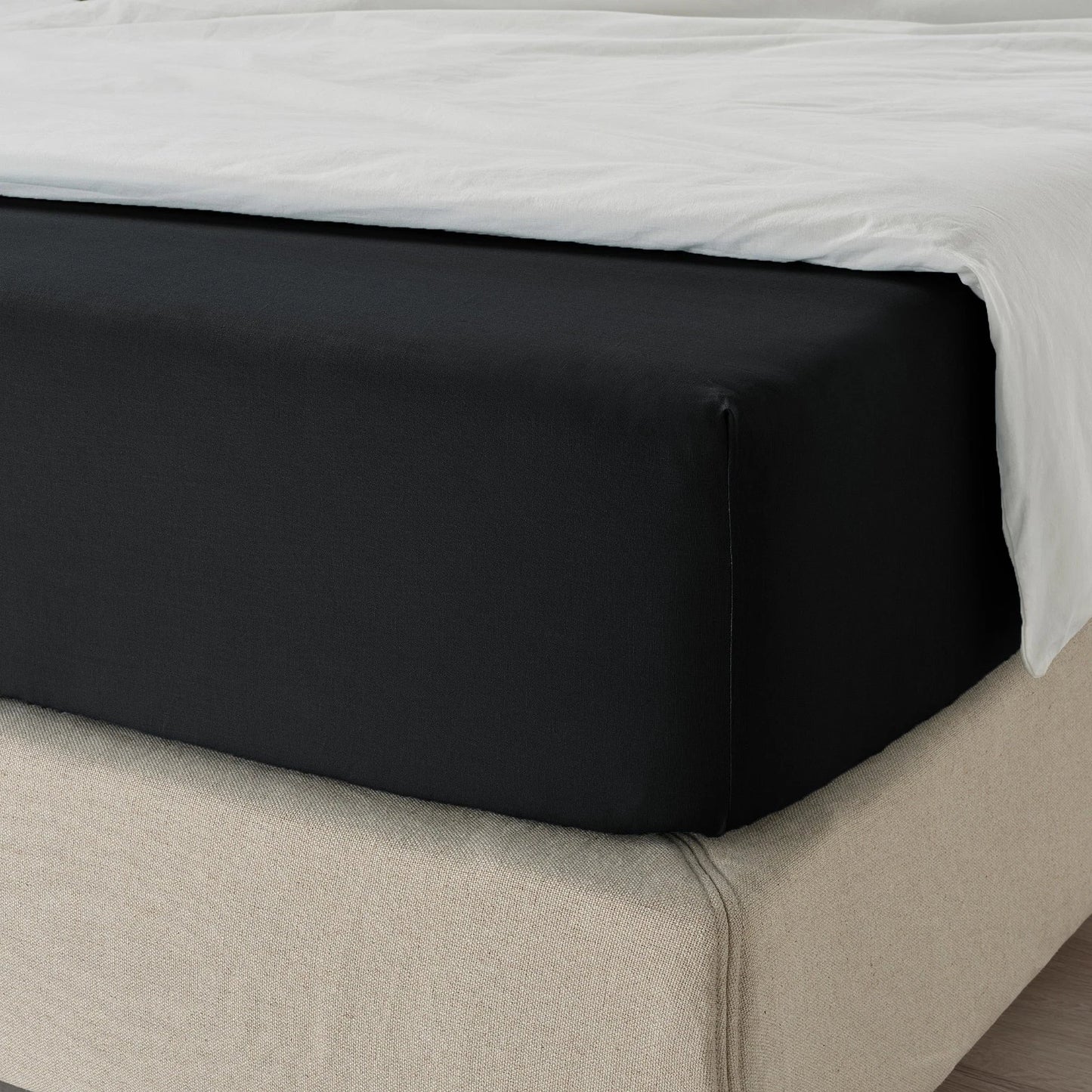 Premium Quality Elastic Fitted Bed Sheet – Soft Breathable Mattress Cover