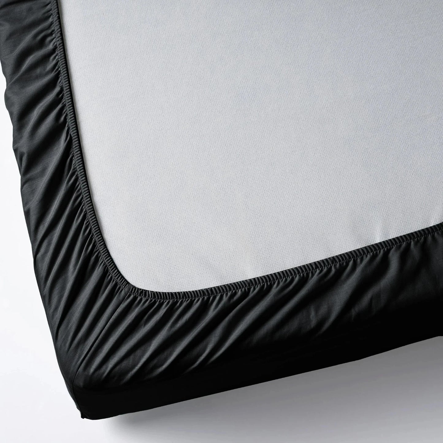 Premium Quality Elastic Fitted Bed Sheet – Soft Breathable Mattress Cover